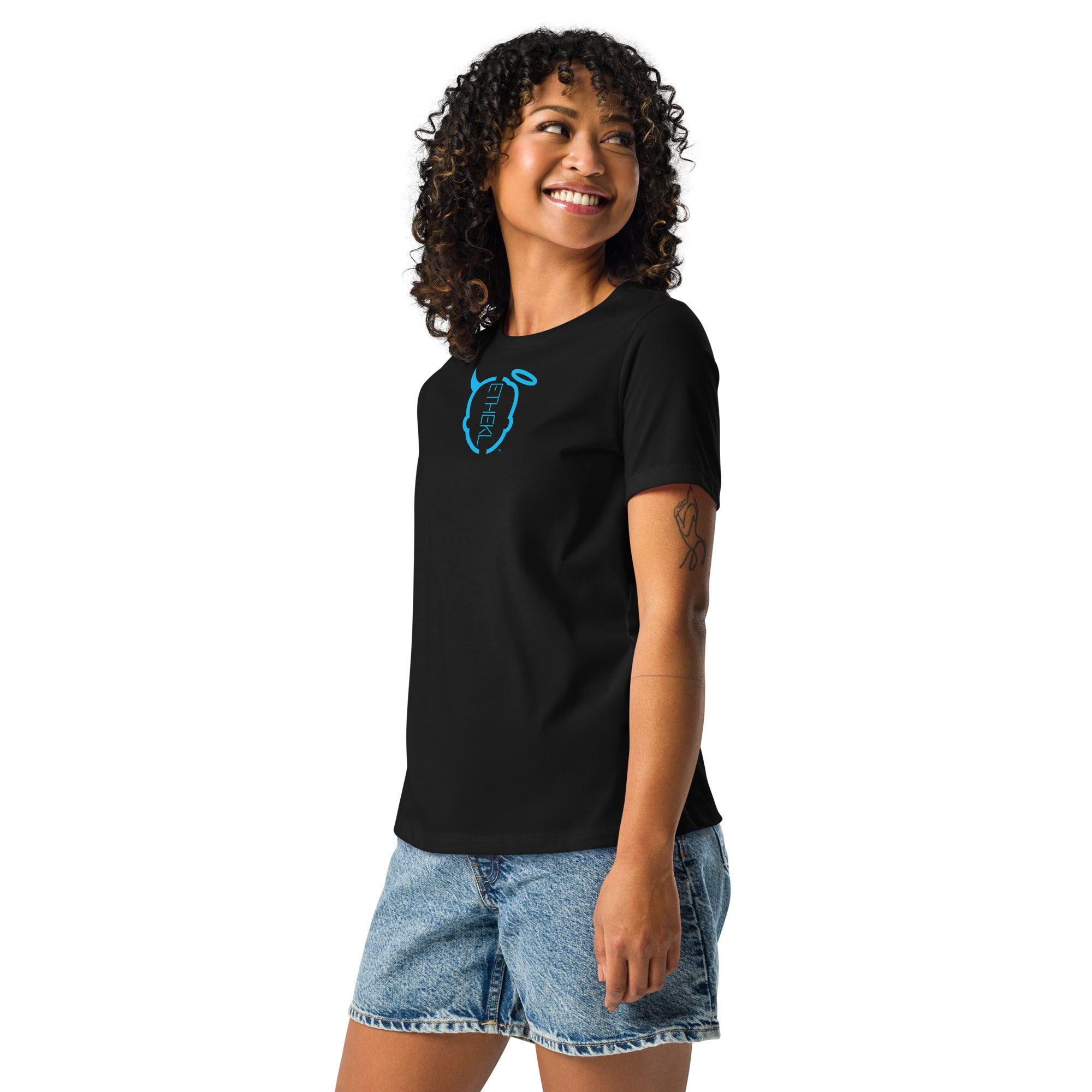 Women's Relaxed Tee - Character image 3