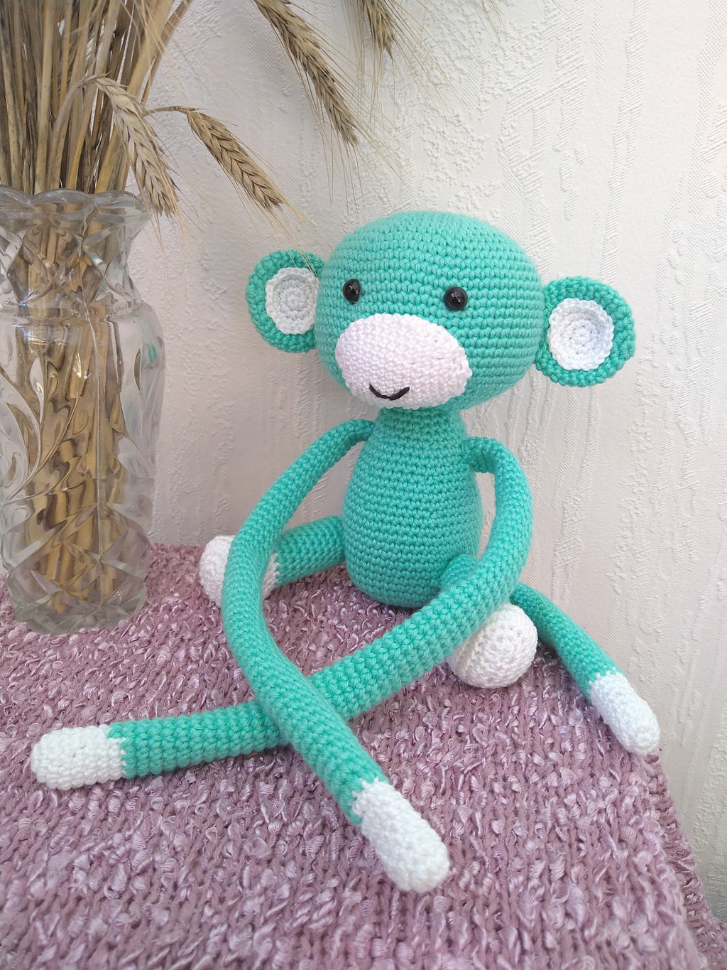 Monkey the Curtain Holder image 2